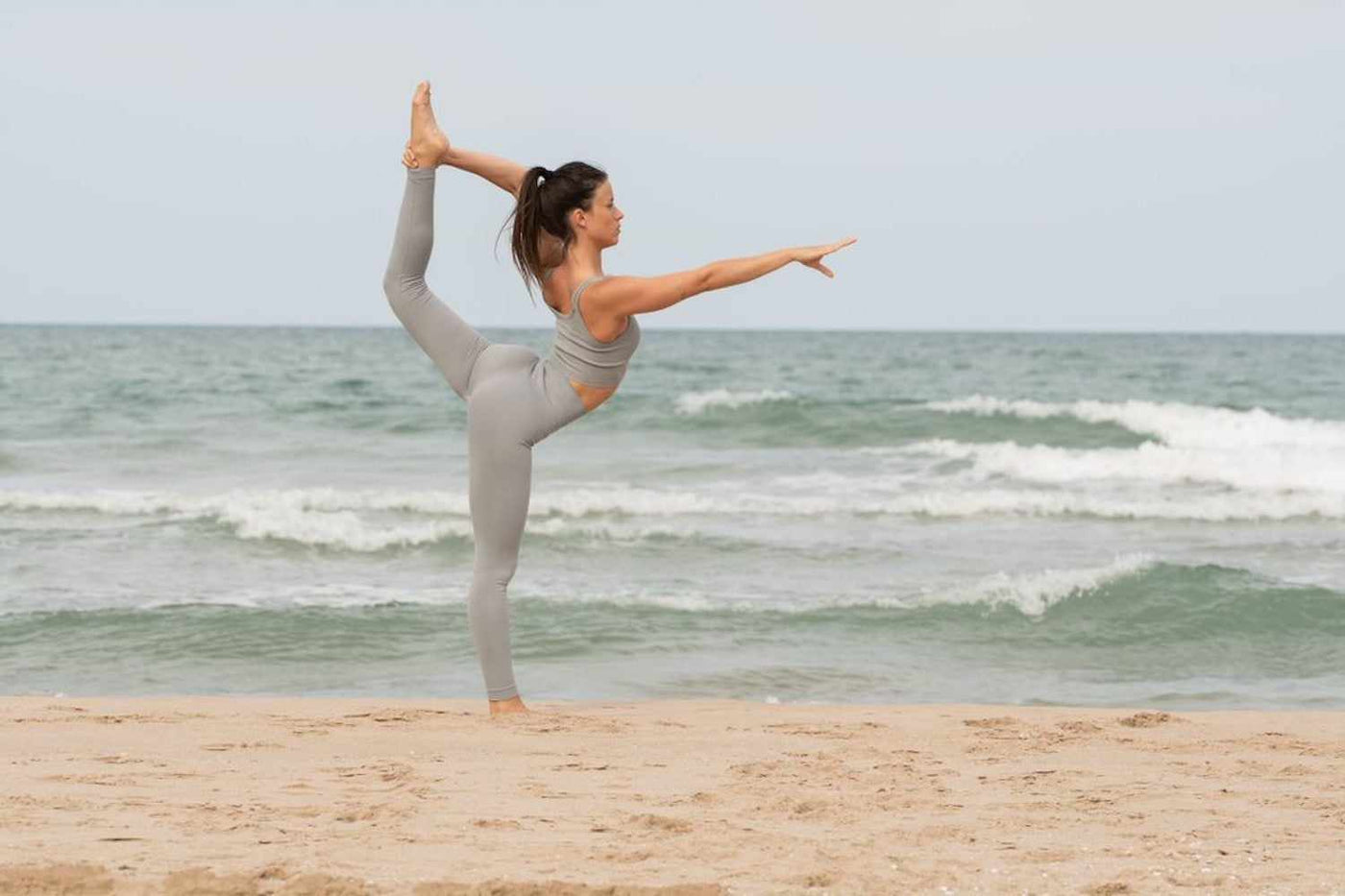 Niyamas: ¿cómo incorporarlos en tu día a día?-Tienda Ropa Leggings Yoga Sostenibles Reciclados Mujer On-line Barcelona Sustainable Recycled Yoga Clothes Believe Athletics