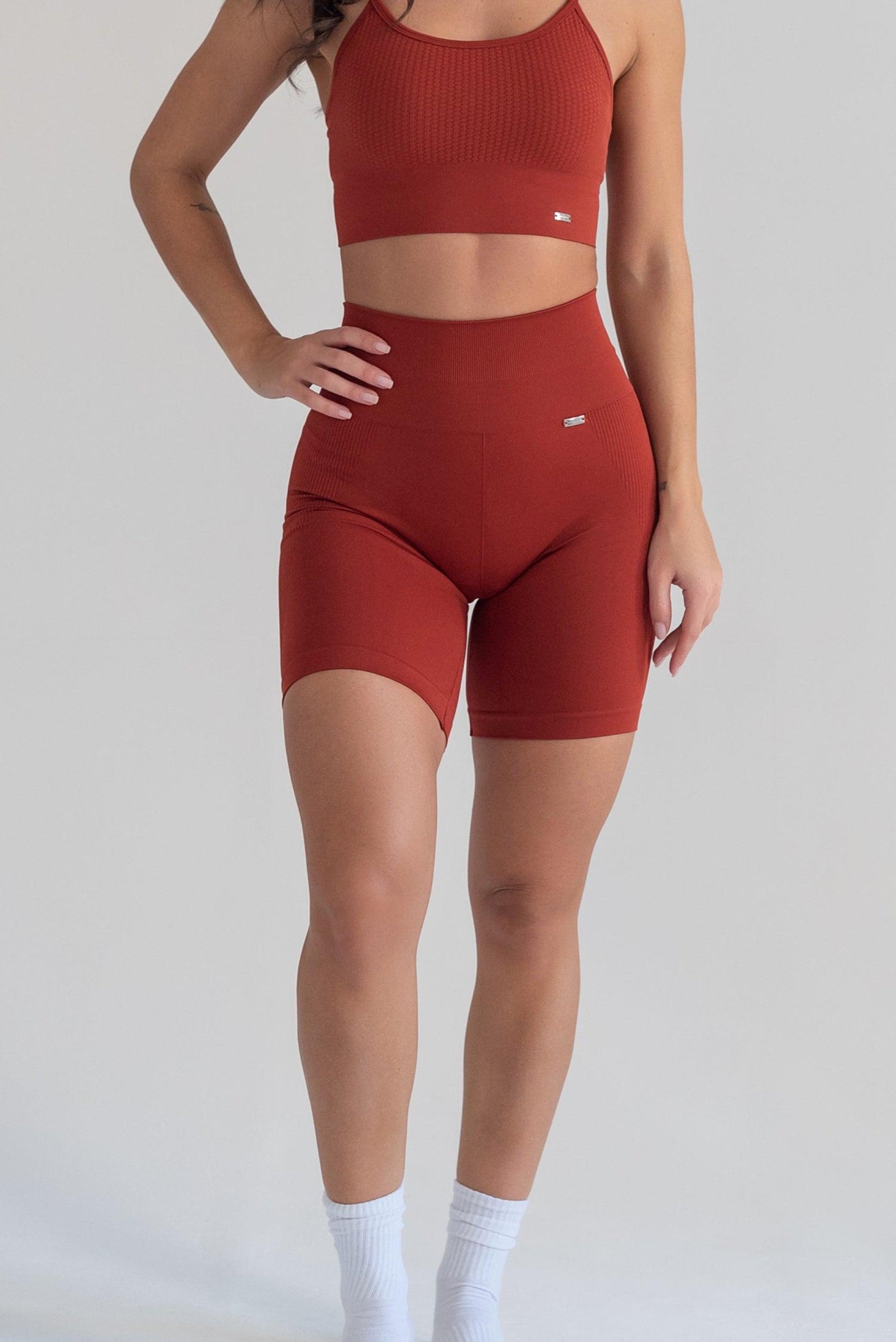 Bliss Biker Push-Up en Chili-Bikers-Tienda Ropa Leggings Yoga Sostenibles Reciclados Mujer On-line Barcelona Believe Athletics Sustainable Recycled Yoga Clothes