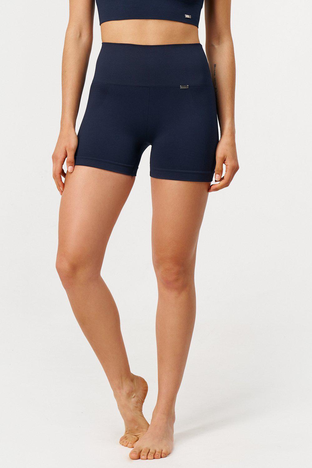 Bliss Short Push-Up in Navy-Shorts-Shop Sustainable Recycled Yoga Leggings Women's Clothing On-line Barcelona Believe Athletics Sustainable Recycled Yoga Clothes