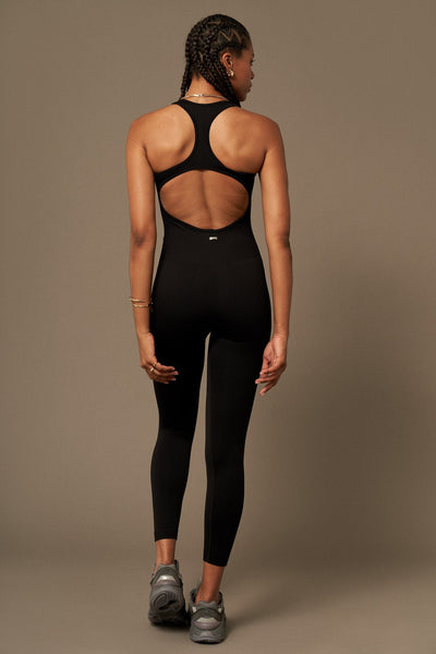 Flex Jumpsuit en Negro-Jumpsuits-Tienda Ropa Leggings Yoga Sostenibles Reciclados Mujer On-line Barcelona Believe Athletics Sustainable Recycled Yoga Clothes