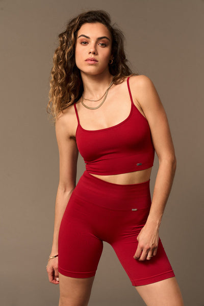 Joy Bra A. en Rojo-Bras-Tienda Ropa Leggings Yoga Sostenibles Reciclados Mujer On-line Barcelona Believe Athletics Sustainable Recycled Yoga Clothes