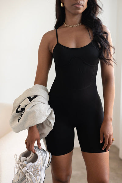 Combinaison Starlight en Noir-Jumpsuits-Shop Leggings de Yoga Recyclé Durable Vêtements Femme On-line Barcelona Believe Athletics Vêtements de Yoga Recyclé Durable
