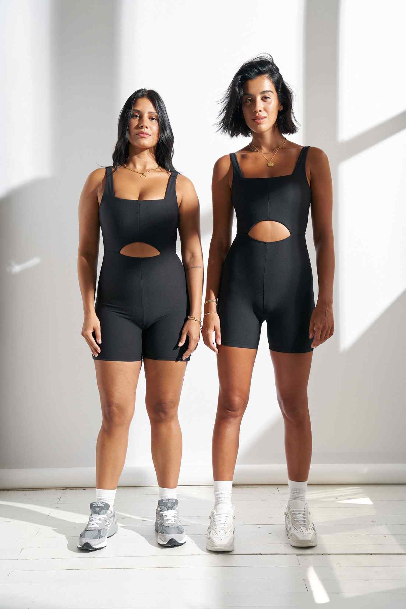 Combinaison Swanky en Noir-Jumpsuits-Shop Leggings de Yoga Recyclé Durable Vêtements Femme On-line Barcelona Believe Athletics Vêtements de Yoga Recyclé Durable