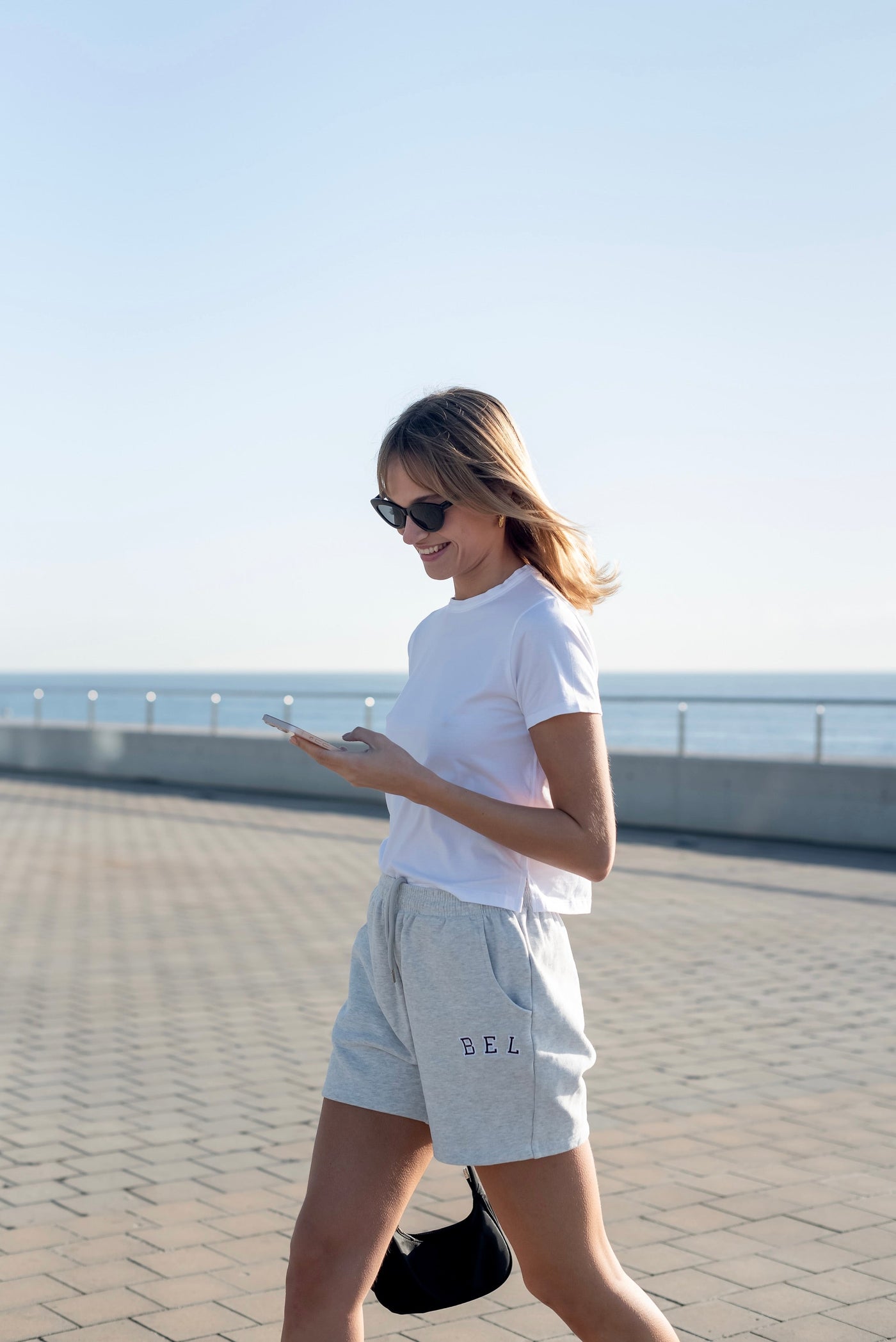 Tee Sophisti-Simple en Blanc-T-Shirts-Shop Clothing Sustainable Recycled Yoga Leggings Women's On-line Barcelona Believe Athletics Sustainable Recycled Yoga Clothes